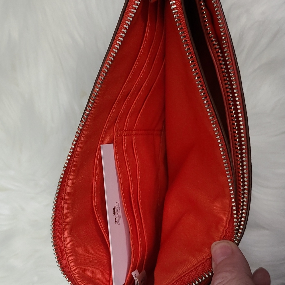 Coach Signature Pop Pouch Wallet Wristlet - Picture 8 of 8